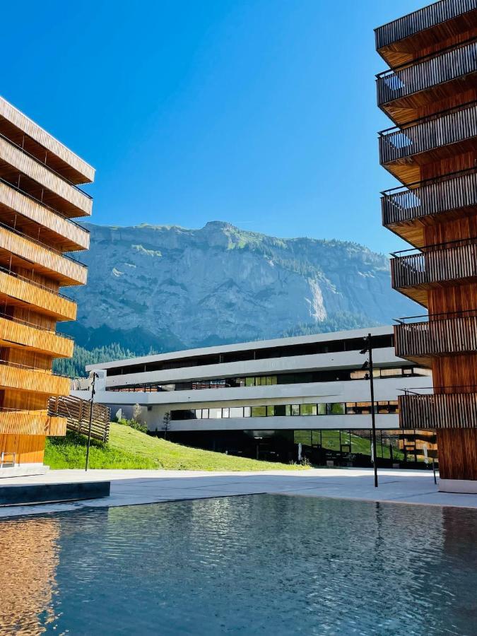 Stilvolle Ferienwohnung Direkt An Der Skipiste Flims Esterno foto