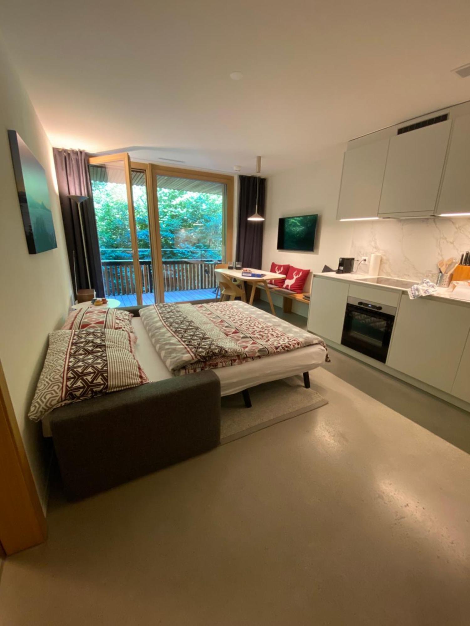 Stilvolle Ferienwohnung Direkt An Der Skipiste Flims Esterno foto