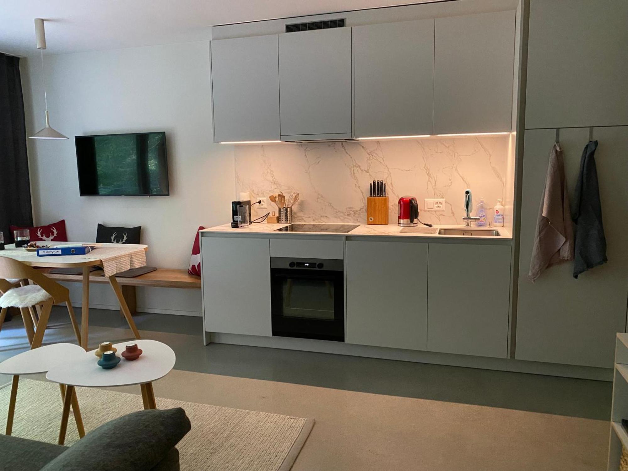Stilvolle Ferienwohnung Direkt An Der Skipiste Flims Esterno foto