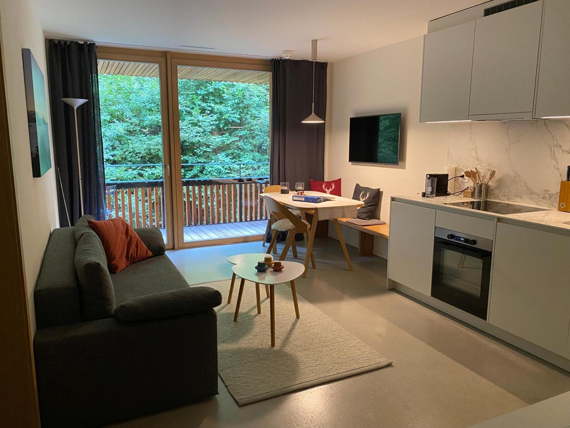 Stilvolle Ferienwohnung Direkt An Der Skipiste Flims Esterno foto
